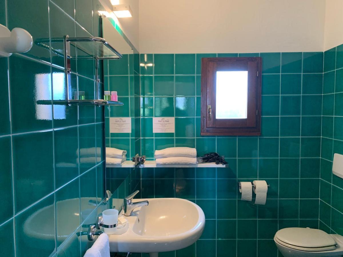 Godo Beach Hotel Baja Sardinia Zewnętrze zdjęcie