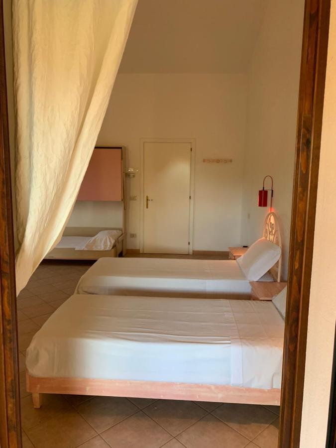 Godo Beach Hotel Baja Sardinia Zewnętrze zdjęcie