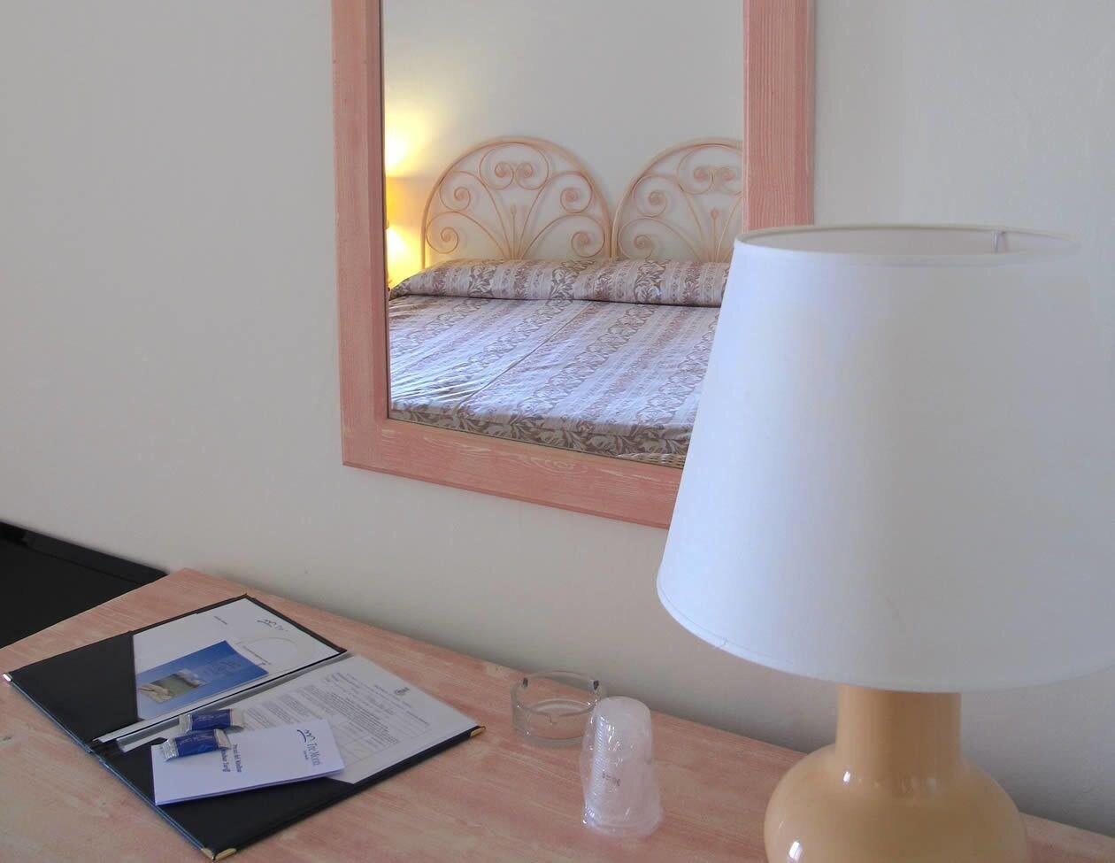 Godo Beach Hotel Baja Sardinia Zewnętrze zdjęcie