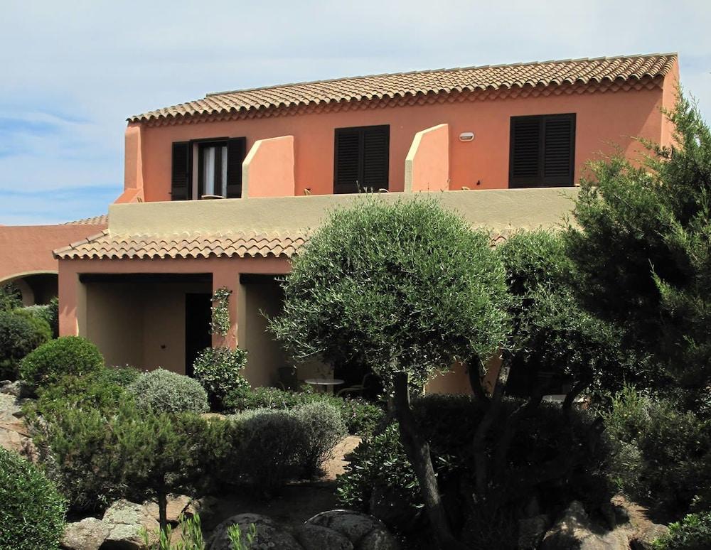 Godo Beach Hotel Baja Sardinia Zewnętrze zdjęcie