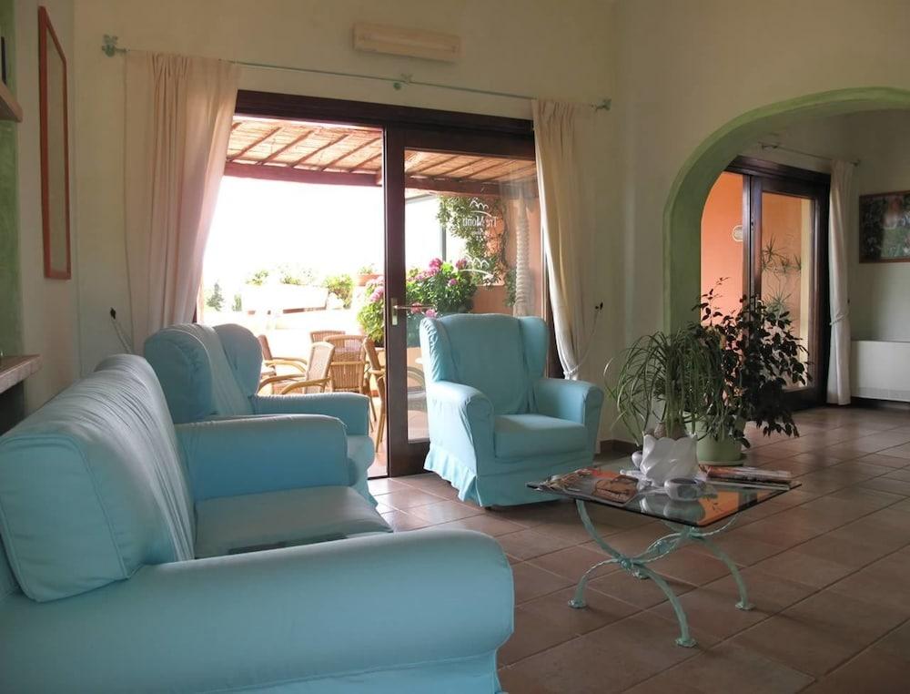 Godo Beach Hotel Baja Sardinia Zewnętrze zdjęcie