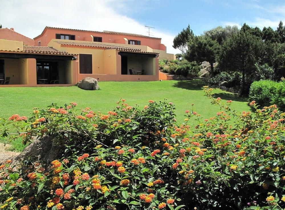 Godo Beach Hotel Baja Sardinia Zewnętrze zdjęcie