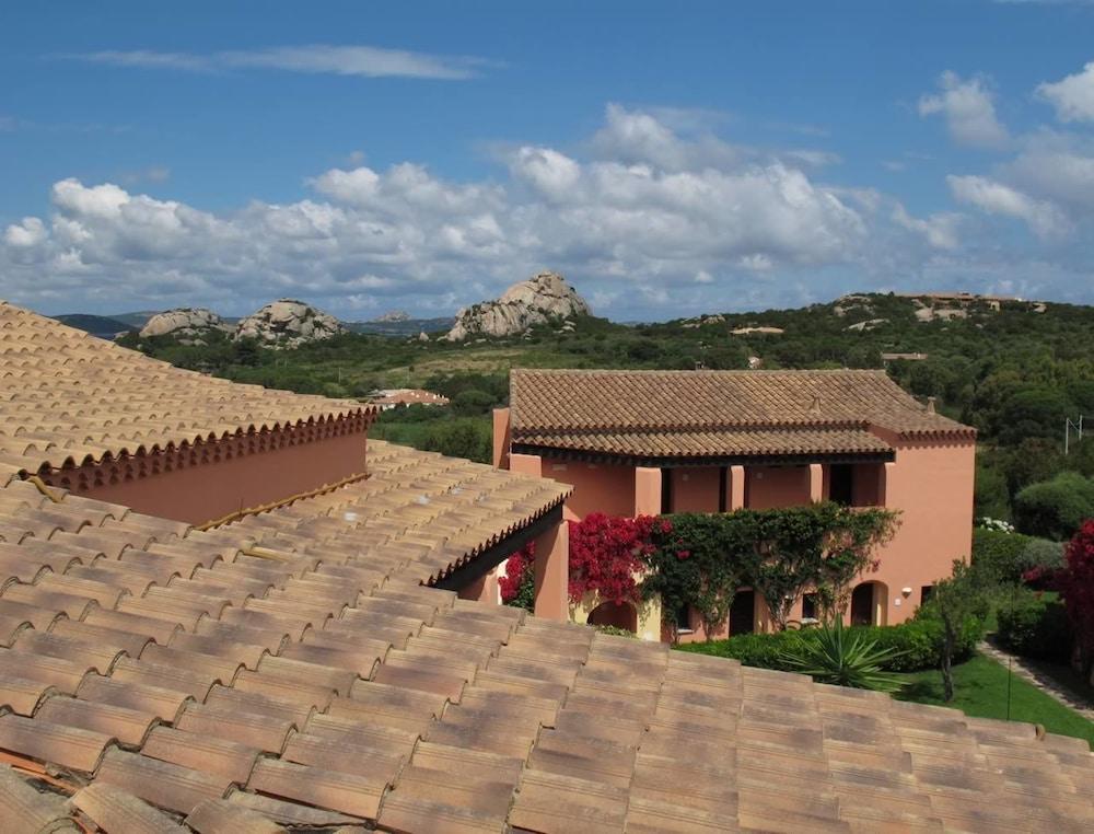 Godo Beach Hotel Baja Sardinia Zewnętrze zdjęcie