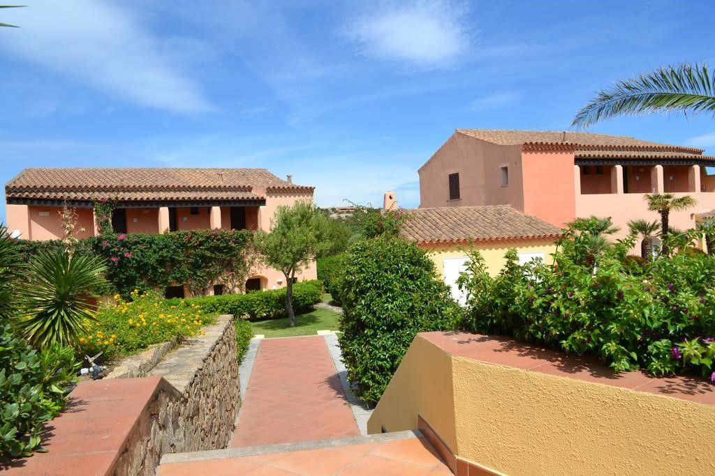 Godo Beach Hotel Baja Sardinia Zewnętrze zdjęcie
